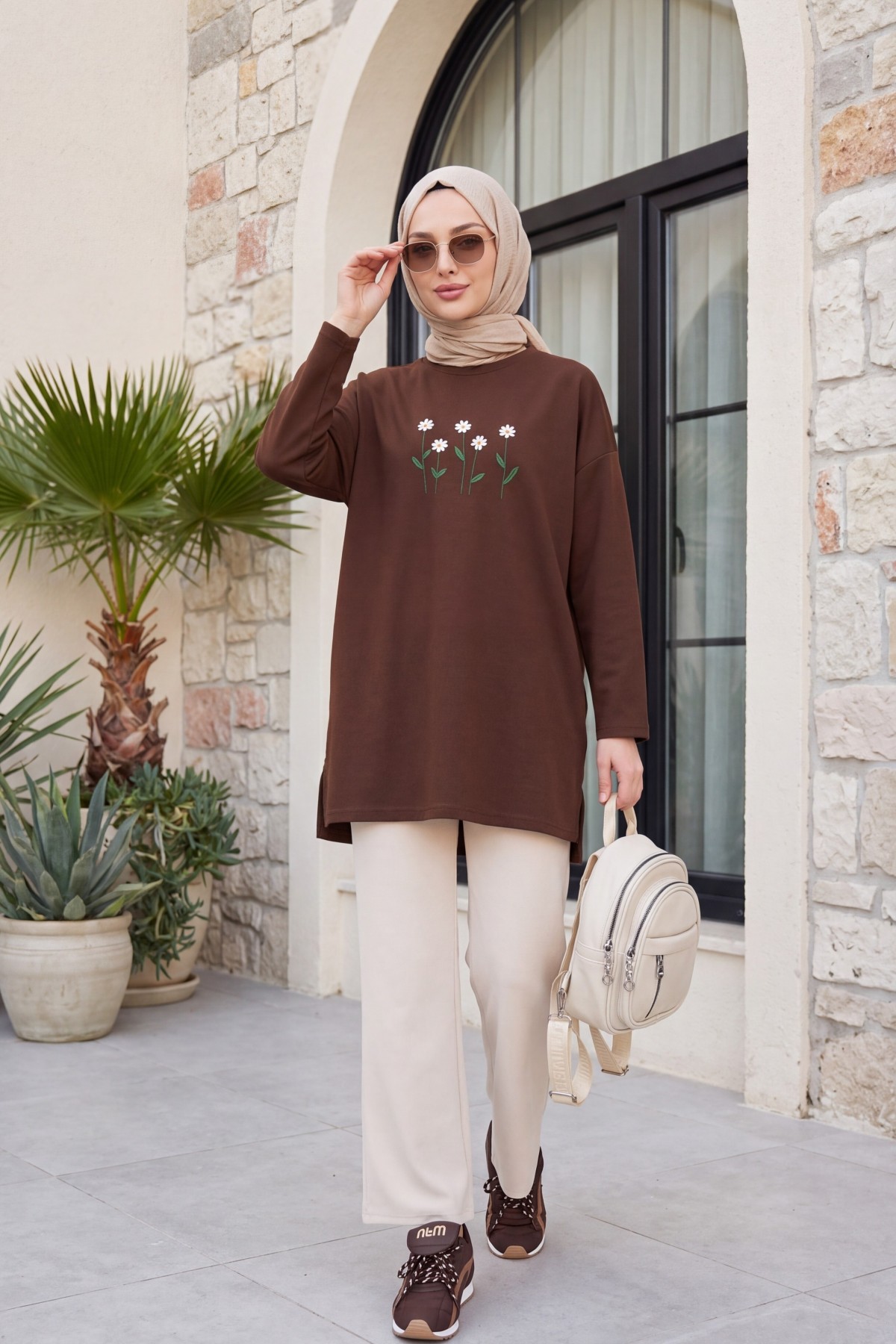 Round Neck Cotton Tunic with Daisy Embroidery -Brown