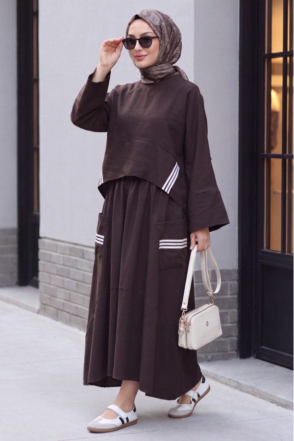 Striped, long-back skirt with pockets, elasticated waistband, modal cotton suit. -Dark Coffee