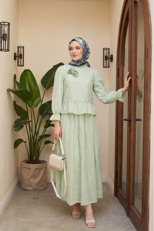 Rose Brooch Embellished, Elasticated Sleeve, Patterned, Lined, Voile Skirt Set -Sea green