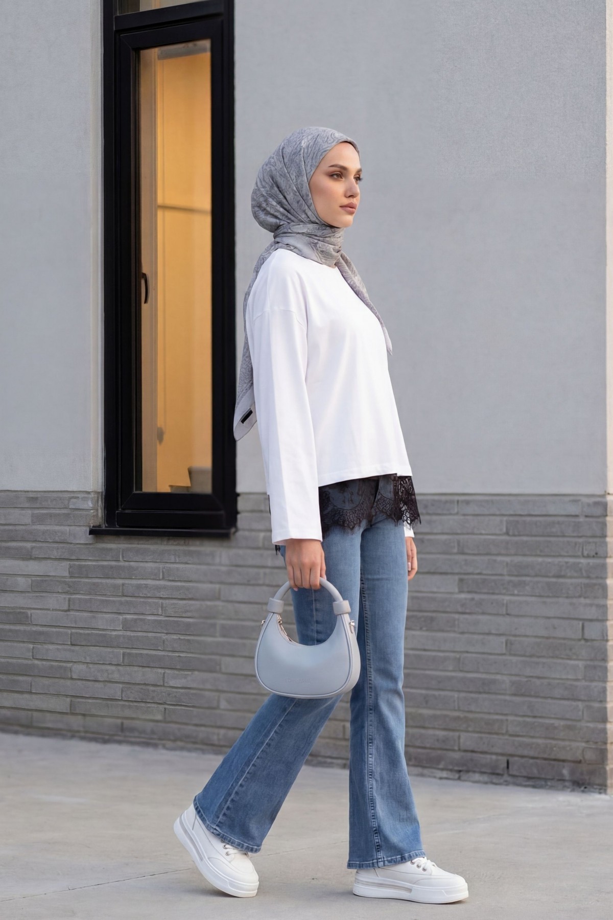 Crew Neck Cotton Tunic with Lace Detail on Hem -White
