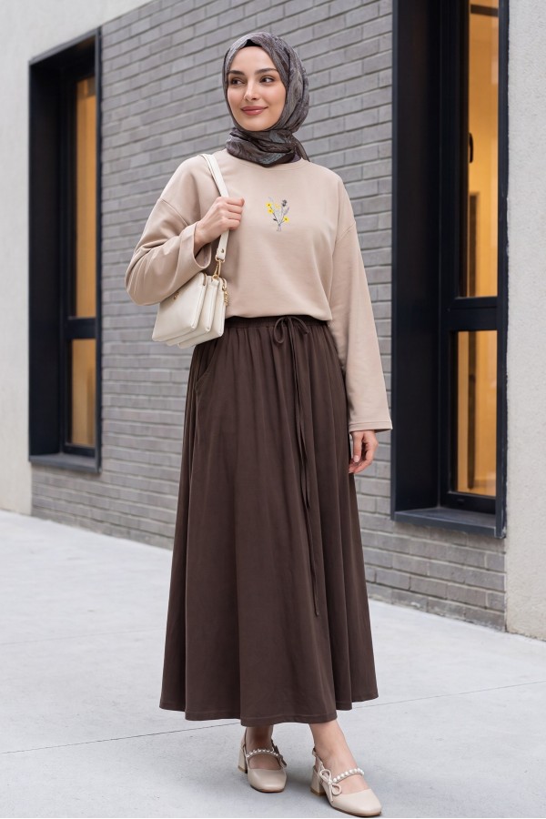 Round Neck Loose Fit Jersey Blouse with Floral Embroidery on the Front      -Light Mink