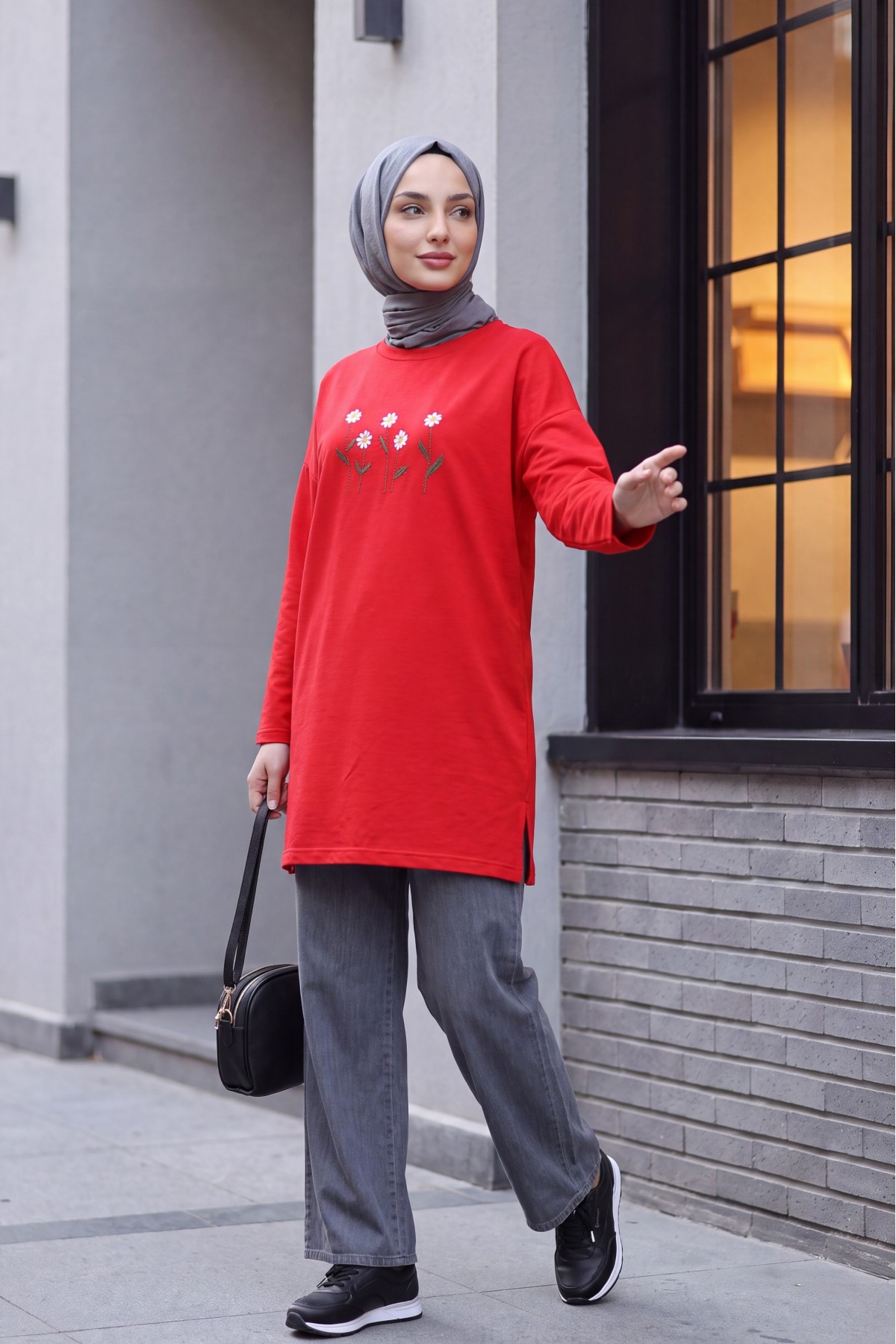 Round Neck Cotton Tunic with Daisy Embroidery  -Red