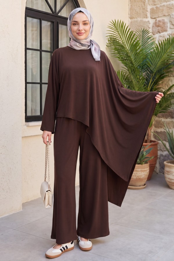 Asymmetrical Cut Trousers and Pocketed Loose Viscose Poncho Set -Dark Coffee