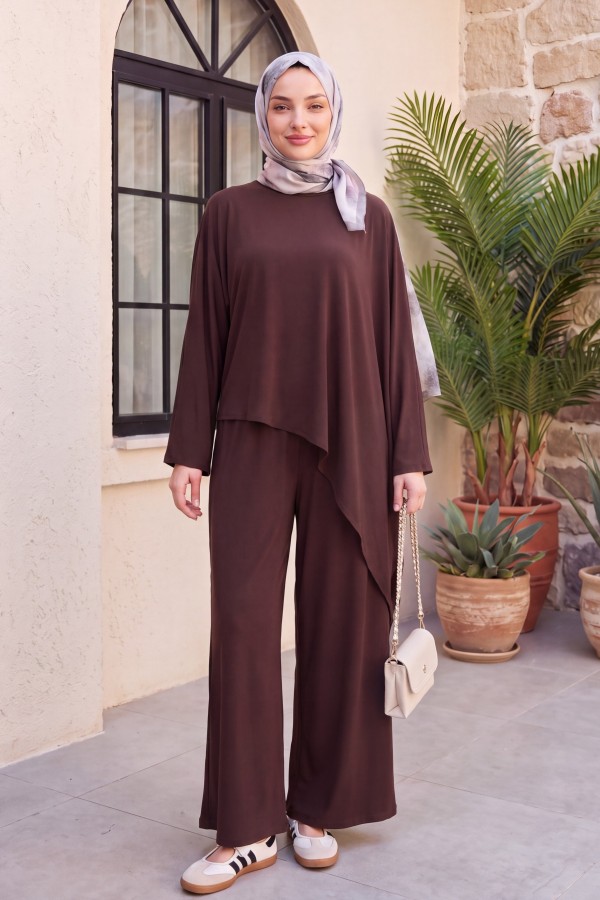 Asymmetrical Cut Trousers and Pocketed Loose Viscose Poncho Set -Dark Coffee