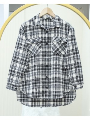 Kapaklı Cepli Tüvit Gömlek    -Ekru