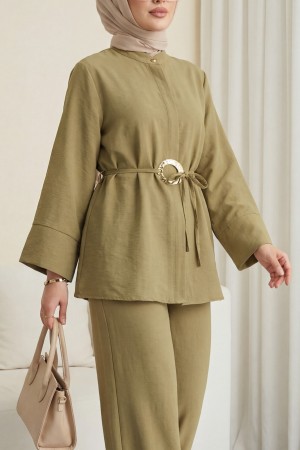 Beli Kemerli Yarım Düğmeli Pantolonlu Cupra Takım  -Yağ Yeşili