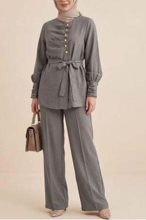 Kolu Ve Önü Katlama Detaylı Beli Kemerli Yarım Düğmeli Cupra Takım  -Toprak