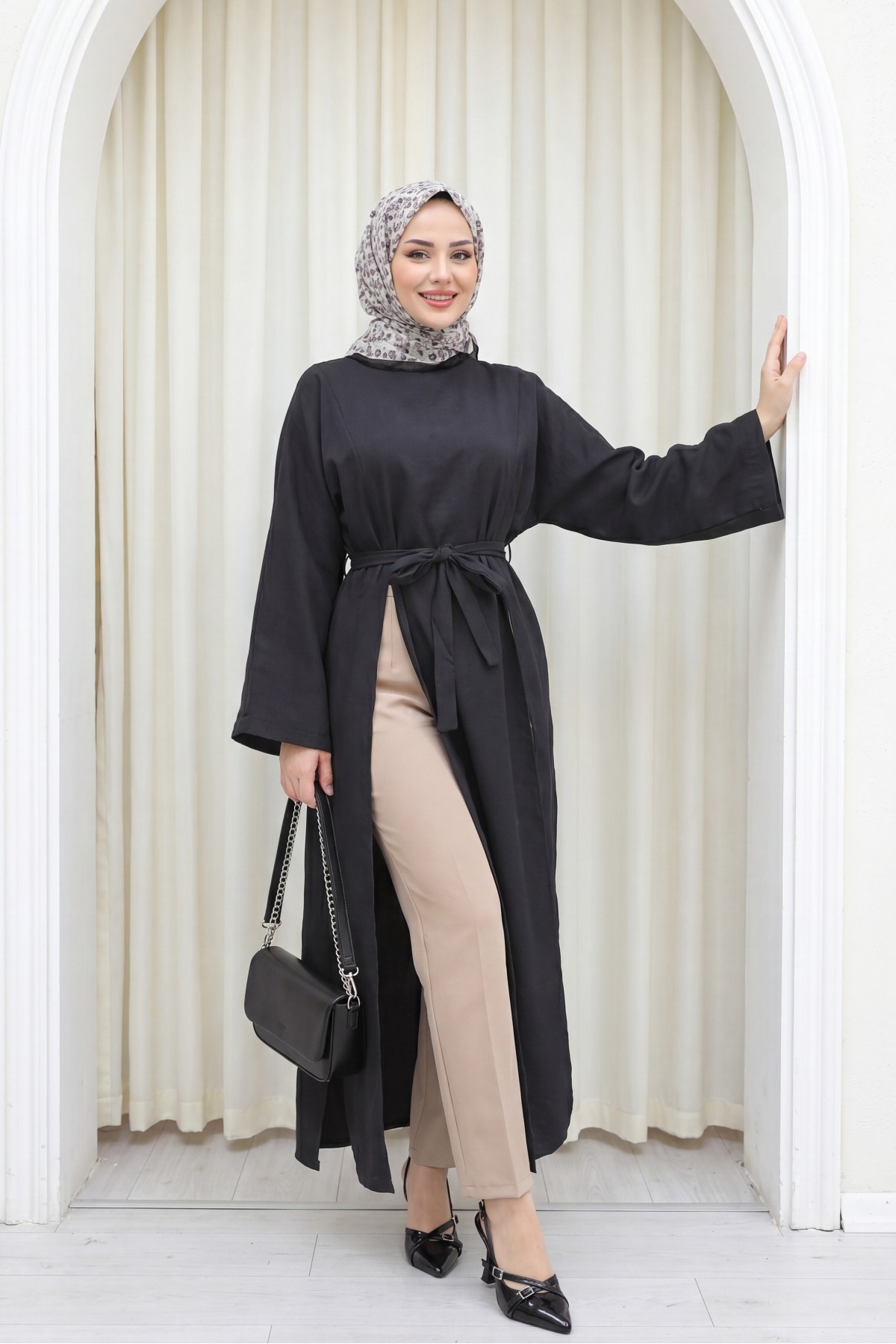 سترة طويلة من المودال بياقة صينية وفتحة عميقة وحزام -أسود detay görseli