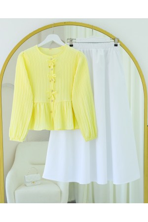 Buttoned Blouse with Elastic Sleeves and Bow Detail on the Front -Light yellow