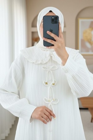 Önü Kurdele Detaylı Düğmeli Önlük Yaka Gömlek  -Beyaz