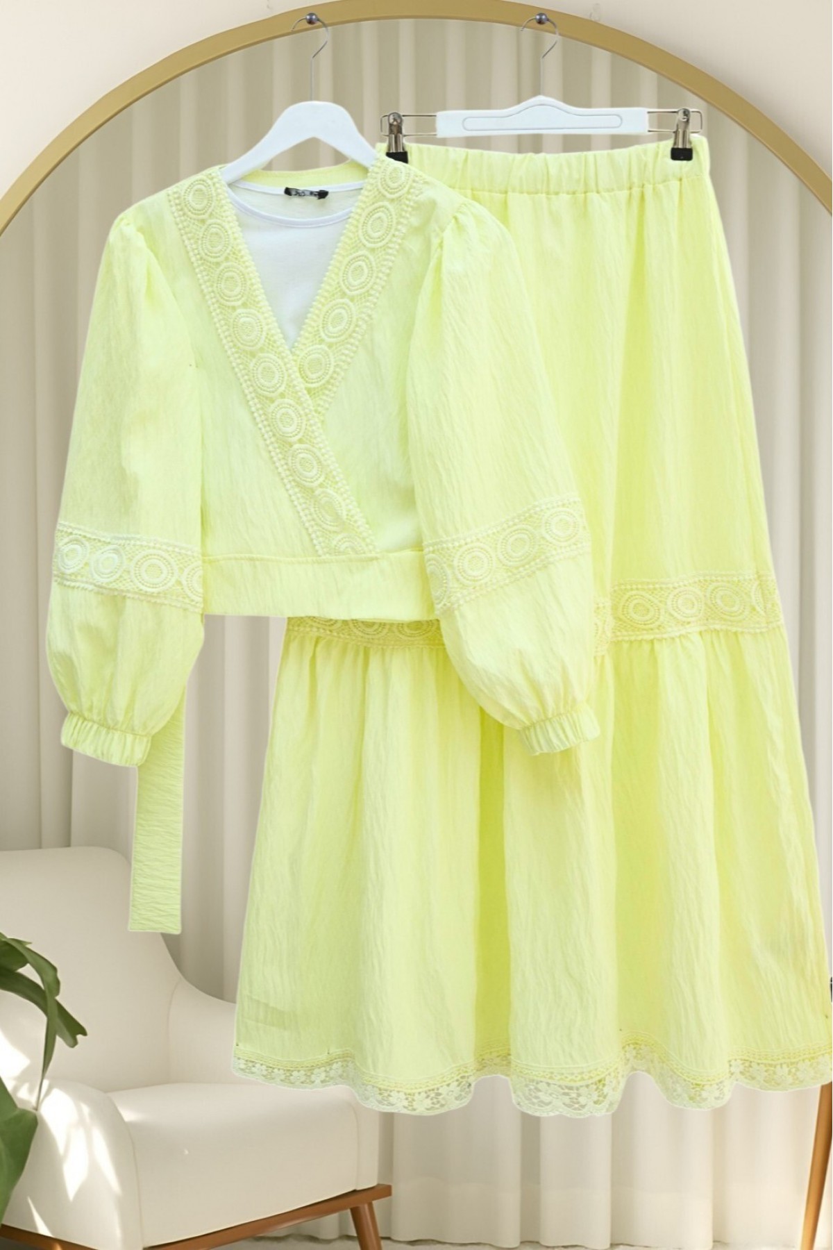 Lace Detailed Tied Elastic Sleeve Knit Skirt Suit -Light yellow