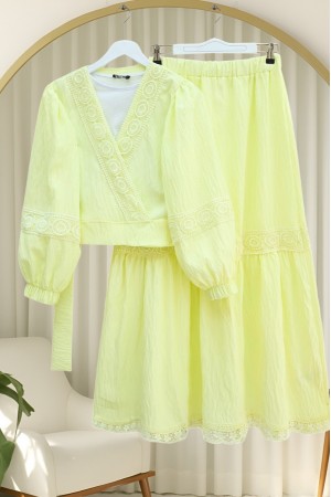 Dantel Detaylı Bağlamalı Kolu Lastikli Kraş Etekli Takım  -Açık Sarı