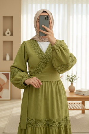 Dantel Detaylı Bağlamalı Kolu Lastikli Kraş Etekli Takım  -Zeytin
