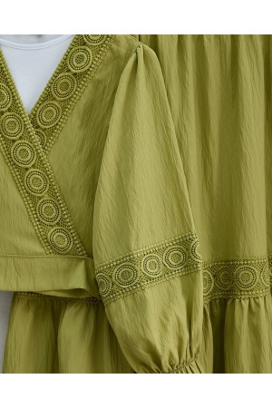 Dantel Detaylı Bağlamalı Kolu Lastikli Kraş Etekli Takım  -Zeytin