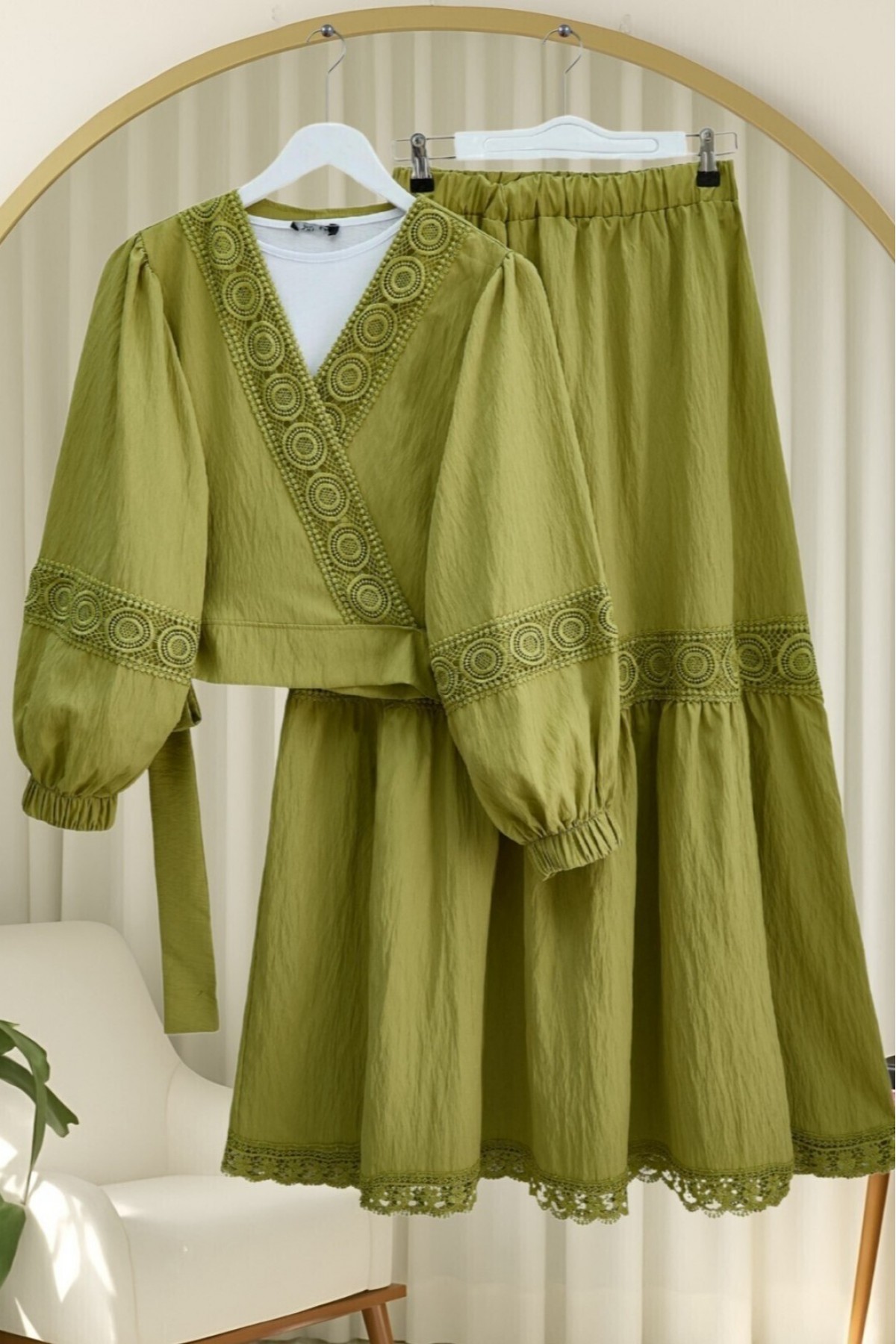 Lace Detailed Tied Elastic Sleeve Knit Skirt Suit -Olive