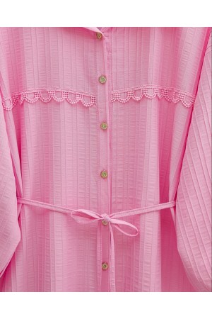 Stoned Buttoned Waist Tied Lace Detailed Shirt -Pink