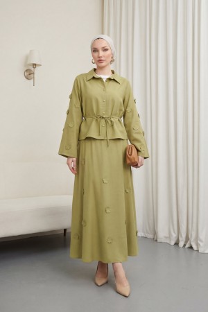 Kolları Ve Eteği Çiçekli Beli Bağcıklı Gömlek Etek İkili Modal Takım  -Yağ Yeşili