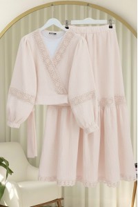 Dantel Detaylı Bağlamalı Kolu Lastikli Kraş Etekli Takım   -Bej