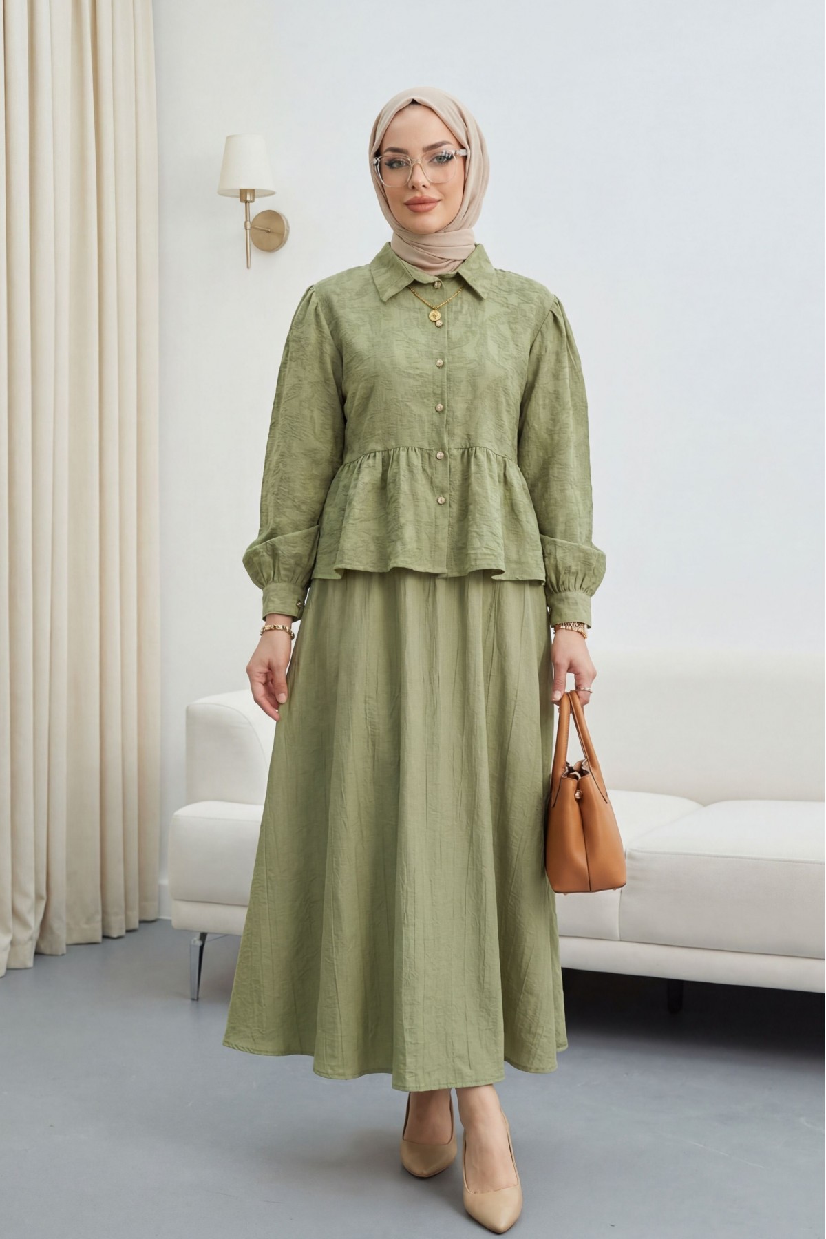 Jacquard Suit with Stone Embellished Buttoned Waist and Skirt -Cagla Green