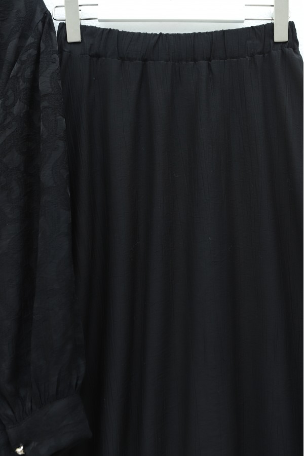 Jacquard Suit with Stone Embellished Buttoned Waist and Skirt -Black