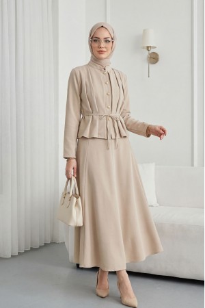 Önü Pileli Ve Düğmeli Beli Bağlamalı Etekli Krep Takım  -Bej