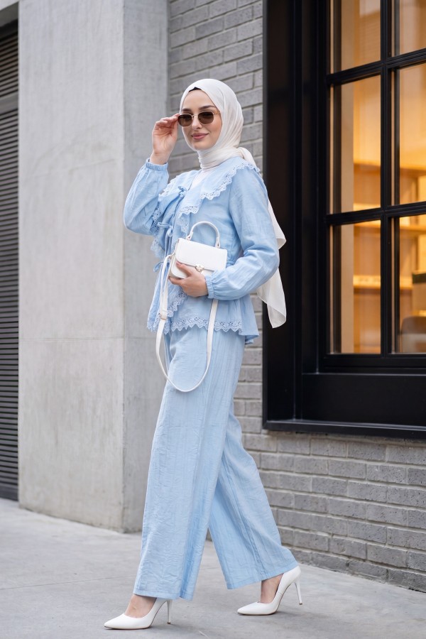 Strawberry Set with Lace Detail and Front Tie-Up Pants -Baby Blue