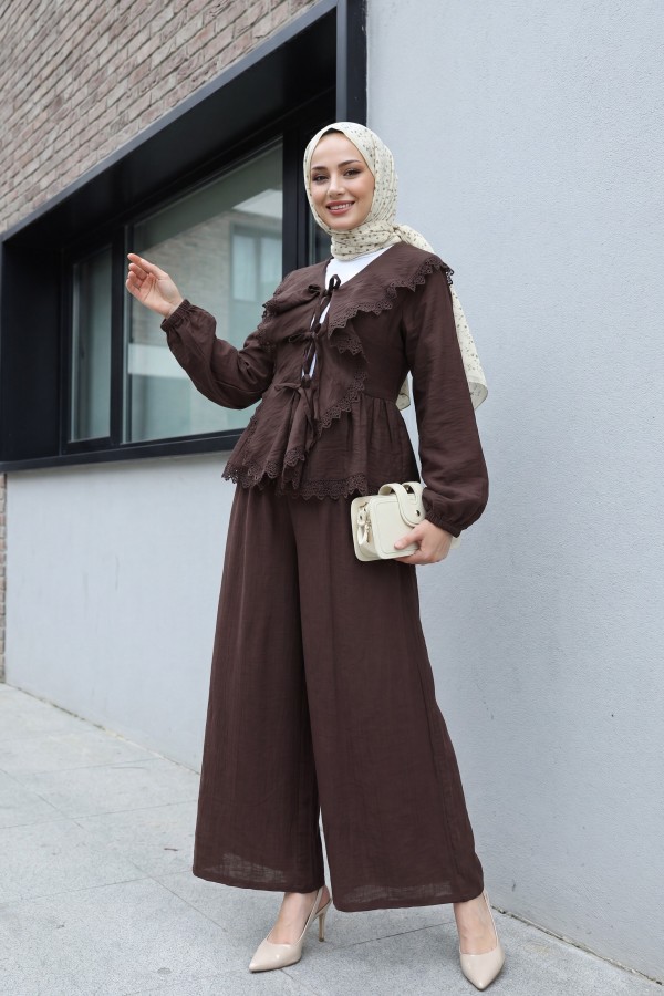 Strawberry Set with Lace Detail and Front Tie-Up Pants -Dark Coffee