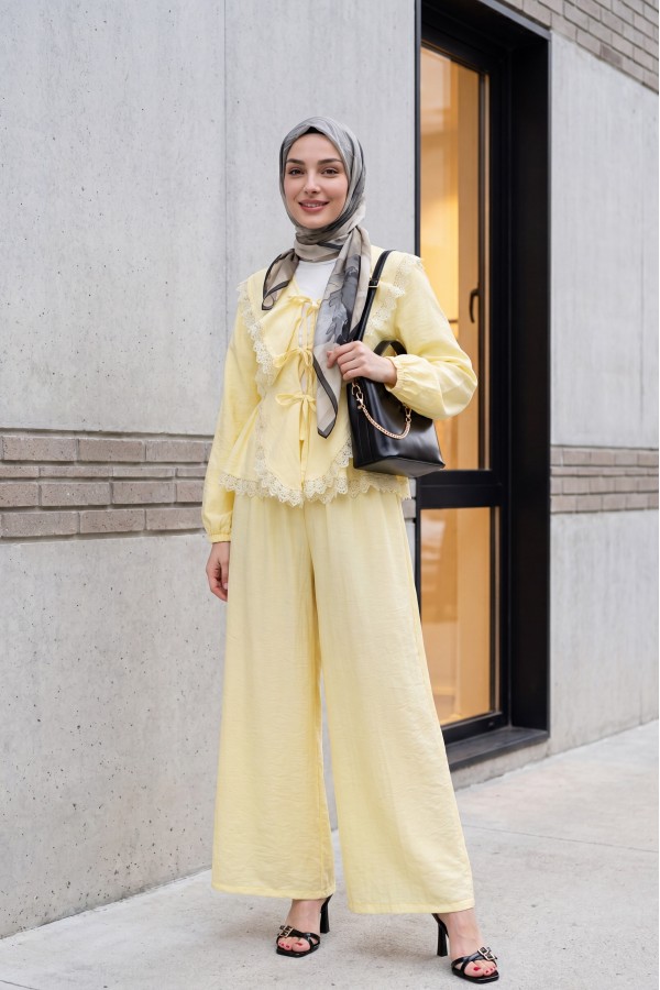 Strawberry Set with Lace Detail and Front Tie-Up Pants -Yellow