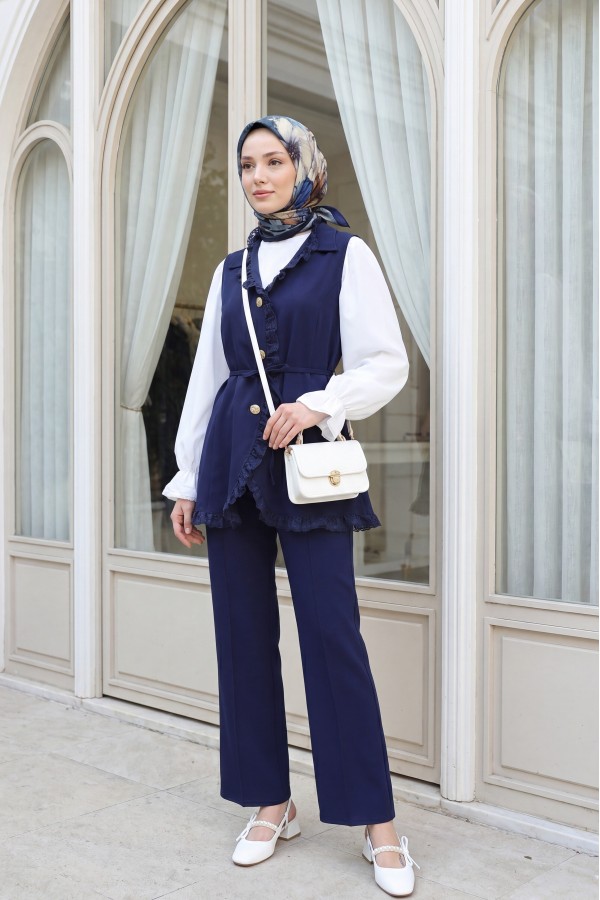 Lace-Detailed Belted Vest and Trousers Two-Piece Crepe Set -Navy blue