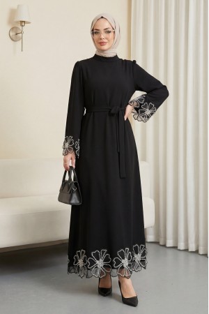 Kolları ve Eteği Çiçekli Taş Detaylı Bağcıklı Krep Elbise -Siyah