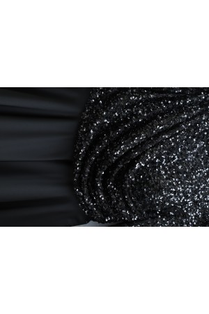 Üstü Pul Payet Kolları Tüylü Eteği Saten Abiye -Siyah