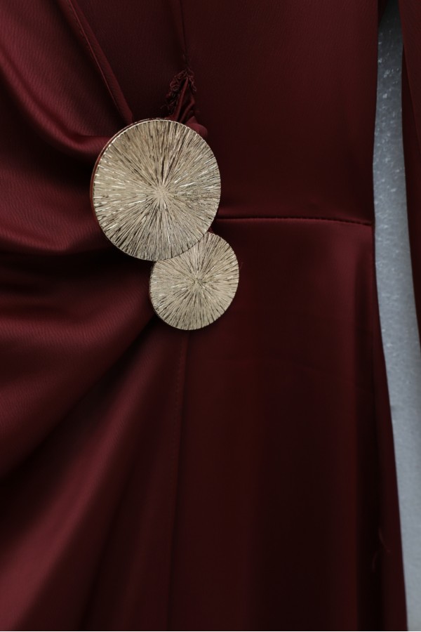 Buckle Detailed Double Front Asymmetrical Sleeve Satin Evening Dress -Maroon