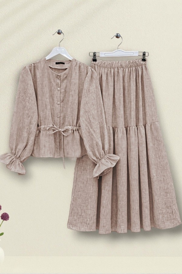 Linen Suit with Buttoned Front and Elasticated Arms and Tunnel Laces -Mink color