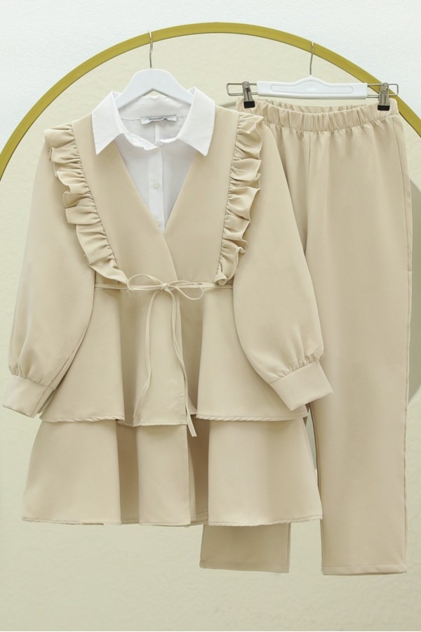 Kimono Set with Frilled Front Laced Skirt and Layered Trousers  -Cream color