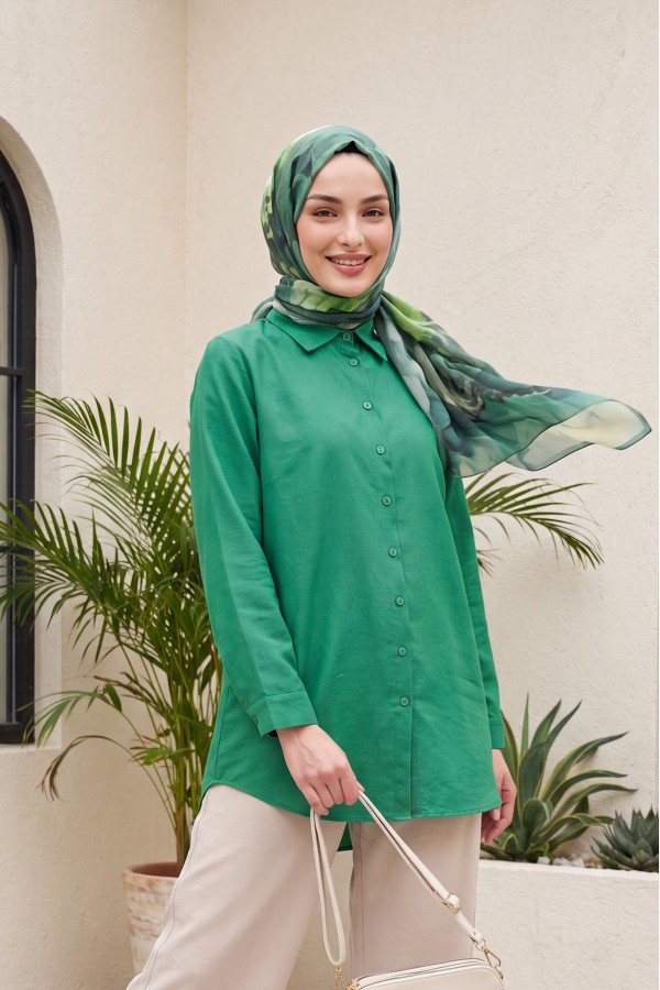Poplin Shirt with Long Back Buttons -Green