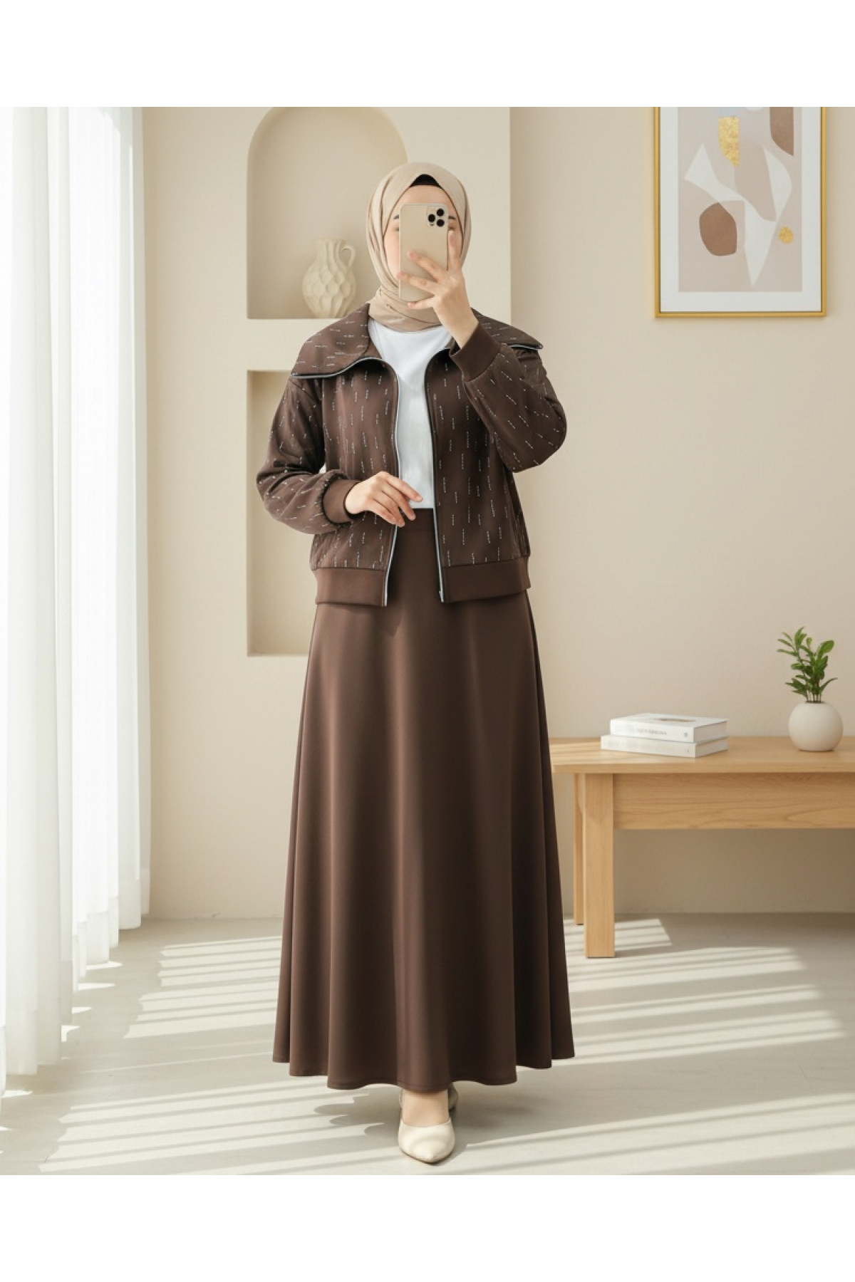 Zippered Front Turtleneck Stone Detailed Scuba Suit -Brown