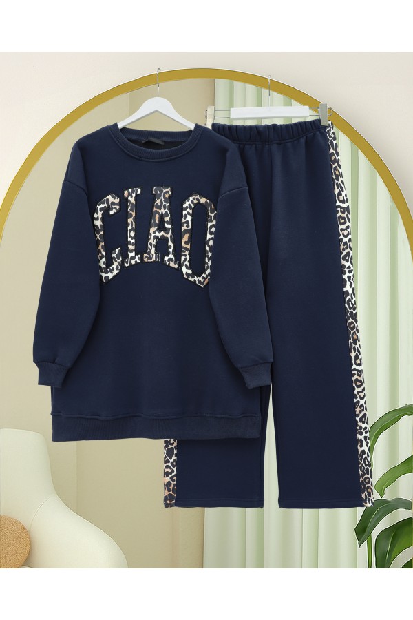Three-Thread Sweat Suit with Leopard Pattern Detail and Front Writing -Navy blue