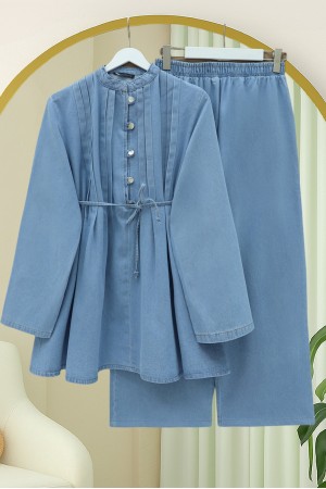 Yarım Düğmeli Önü Pliseli Beli Bağlamalı Pantolonlu Kot Takım  -Açık Mavi
