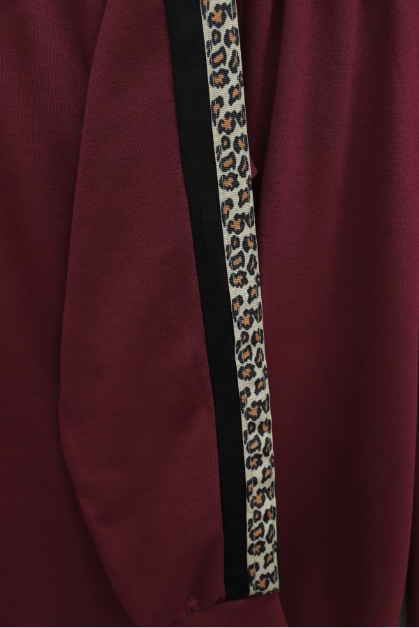 Collared, Half-Zip Jersey Set with Patterned Sides -Maroon