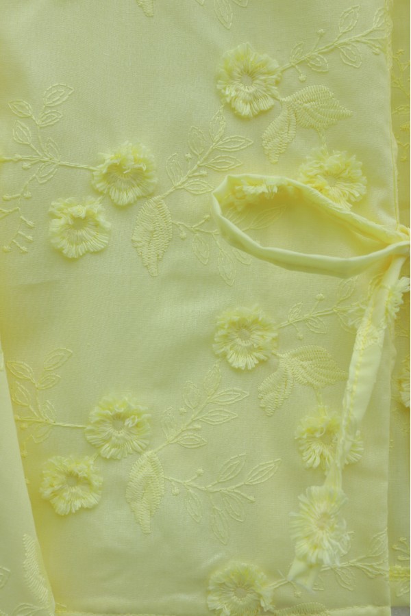 Önü Bağlamalı Kabartma Çiçek Nakışlı Eteği Astarlı Keten Görünümlü Kimono Takım  -Sarı