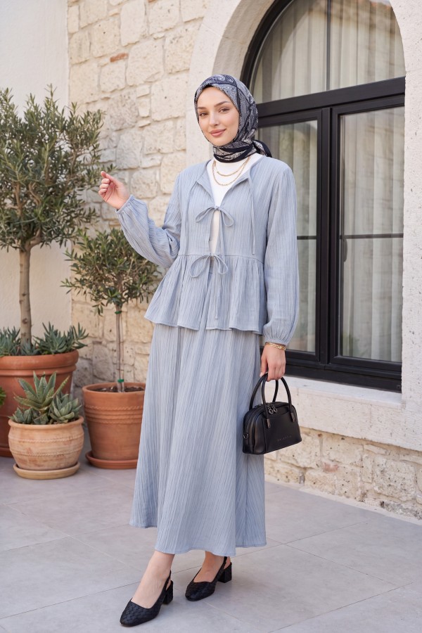 Front-tie, elasticated sleeve, crinkle kimono set with skirt. - Light grey
