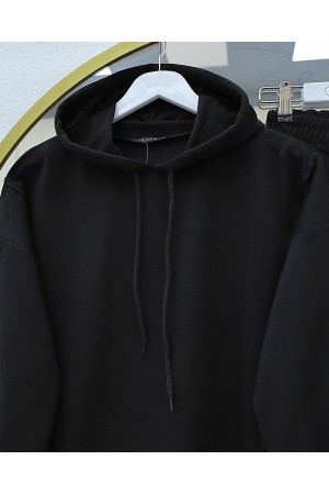 بدلة قطنية ممشطة بغطاء للرأس مع تفاصيل شعار -أسود