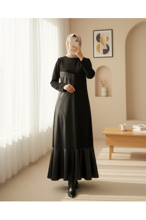 Deri Detaylı Metal Zincirli Elbise -Siyah