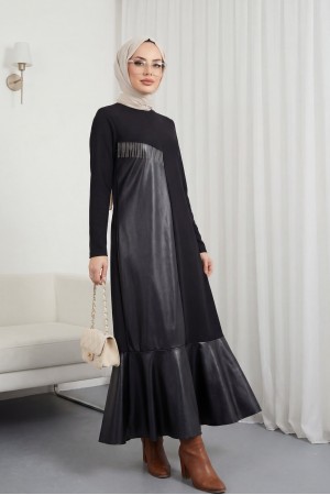 Deri Detaylı Metal Zincirli Elbise -Siyah