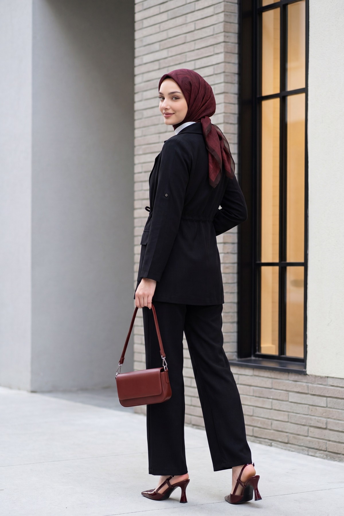 Covered Tunnel Bridge Jacket Linen Set -Black