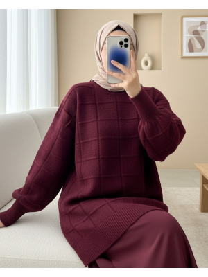 Kare Desenli Yırtmaçlı Yumoş Triko Tunik -Bordo