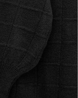 تونيك محبوك ناعم بفتحة مربعة -أسود