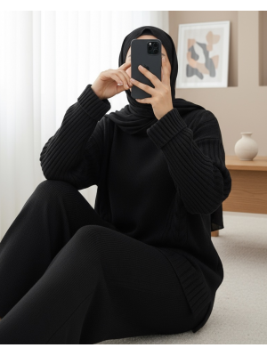 Örgü Desenli Arkası Uzun Triko Takım -Siyah