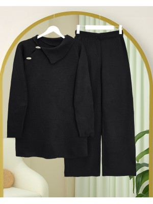 Yakası Çapraz Düğmeli Yarım Boğazlı Triko Takım -Siyah
