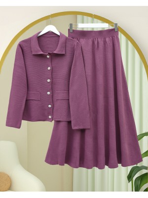 Önü Düğmeli Etekli Yakalı Triko Takım -Mürdüm